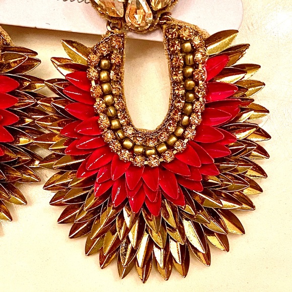 NWT Deepa Gurnani Crystal Lotus Petal Chandeliers - Picture 12 of 15